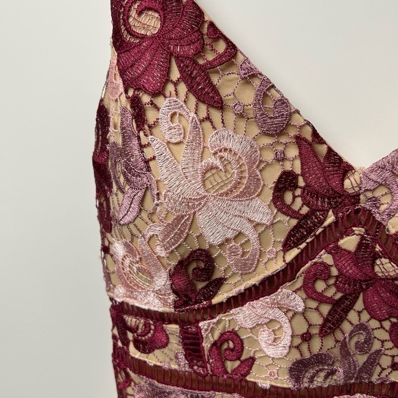 Lulús Endless Elegance Lace - Picture 6 of 6